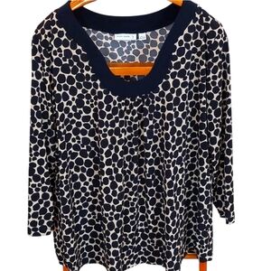 Susan Graver Black And White Top L EUC Sweetheart Neckline